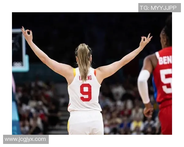 专访篮球女神陈娜揭秘成功背后的心路历程与奋斗故事 专访篮球女神陈娜揭秘成功背后的心路历程与奋斗故事